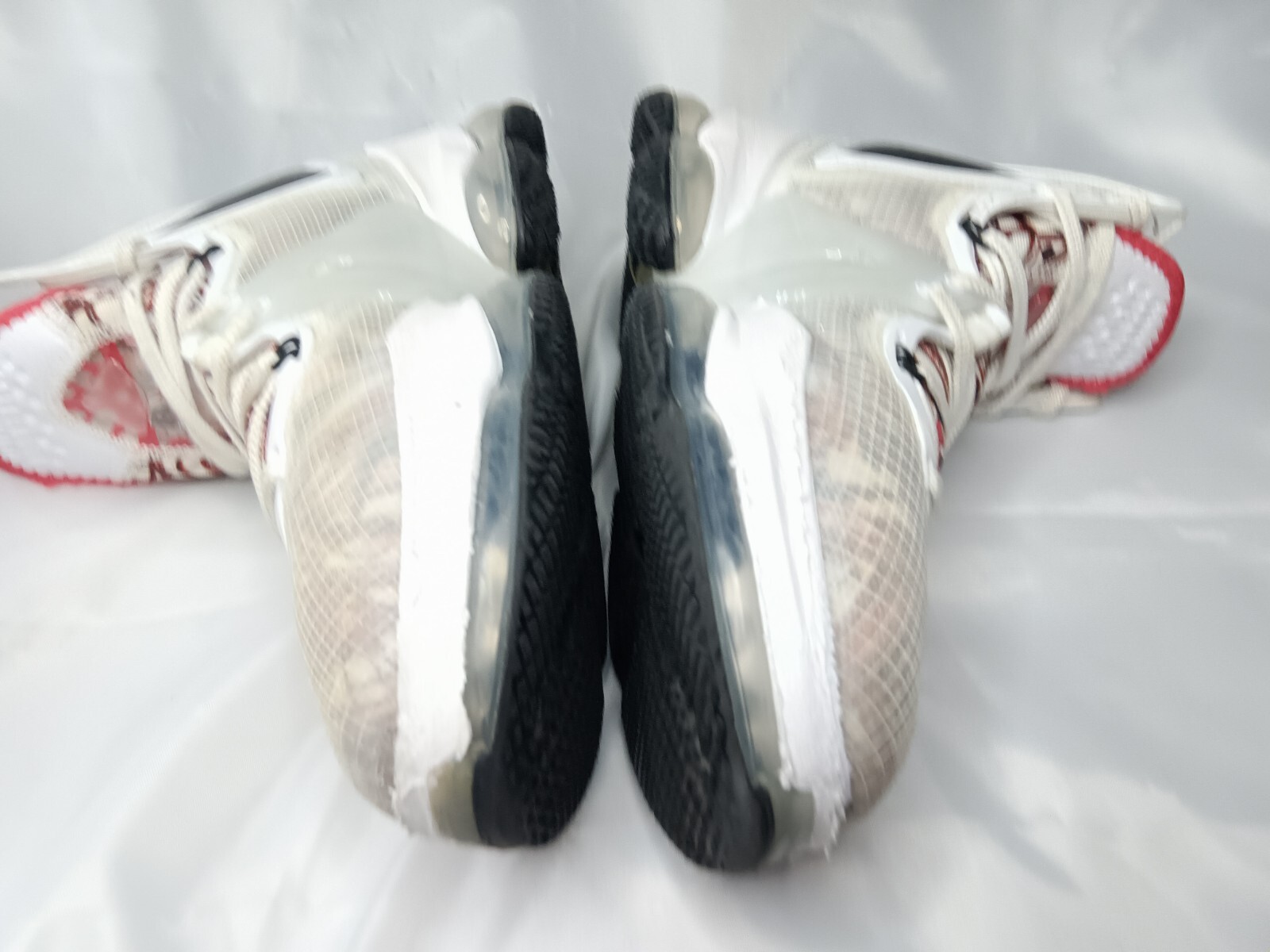 Nike LeBron 19 EP Sketch Men’s Size 9 ~AS IS ~NOSE WEAR