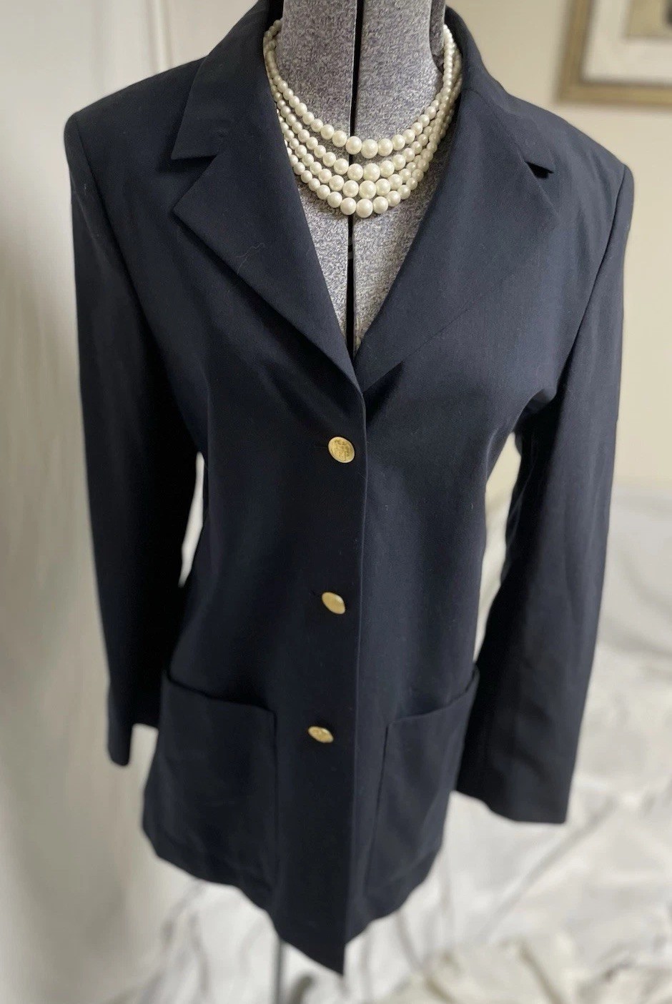 Escada Blazer 38 Fits 12 Italian Made Lightweight Wool Navy Gold Buttons Jacket