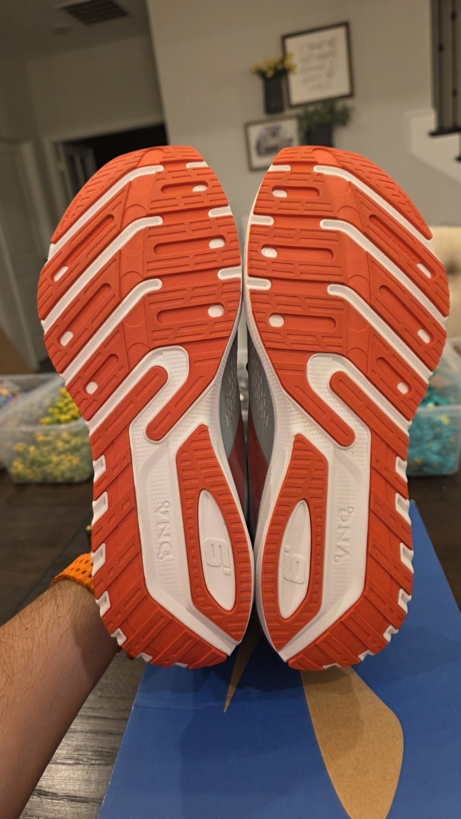 Brooks Launch 9 Running Shoes Men’s Size 12 US New In Box Light Green/Red – NS9