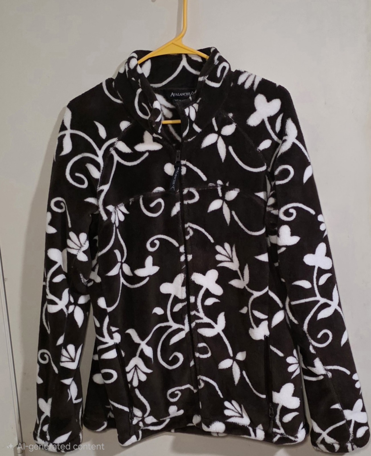 Womens Avalanche wear Brown and white Fleece Full Zip Jacket with pocket X Large