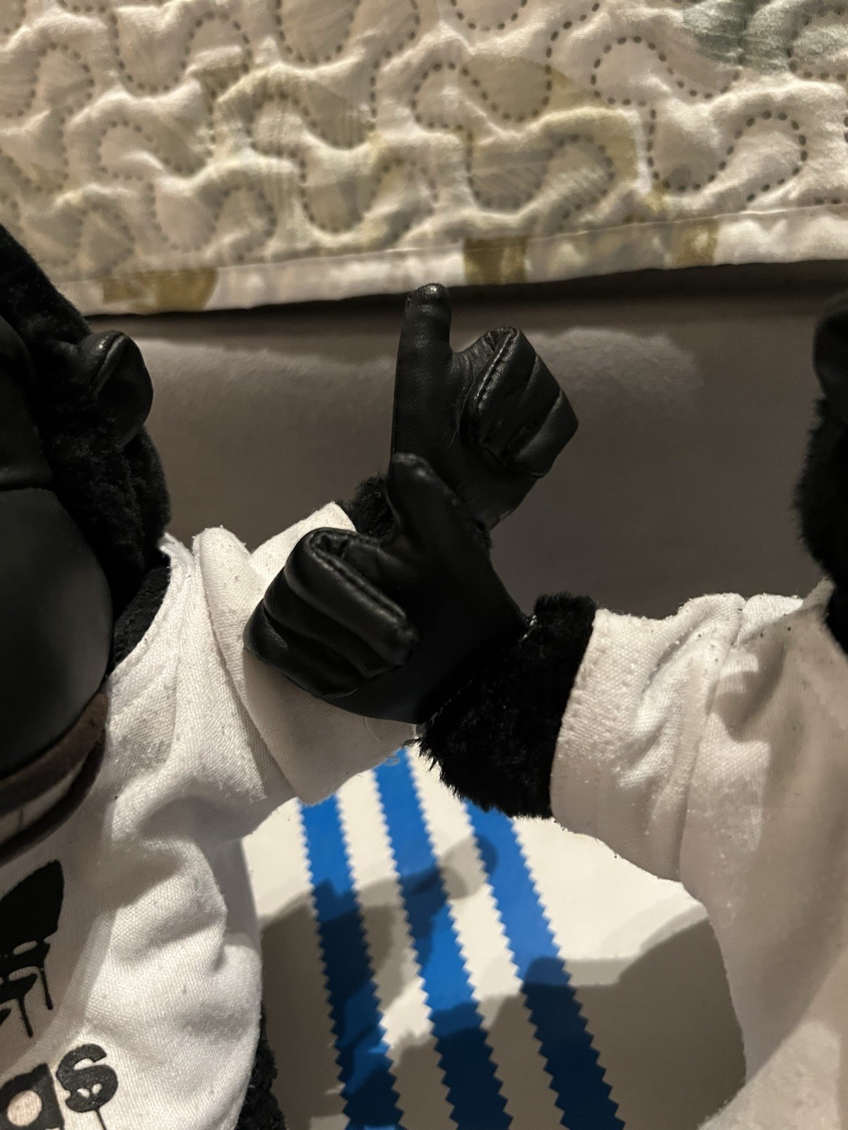 Size 8 – Adidas Jeremy Scott Gorilla