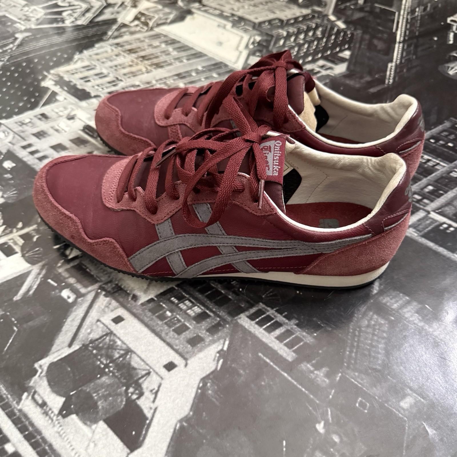 Onitsuka Tiger | Serrano LE | US Men 9.5 | Red/Red | Suede | Leather | Pristine