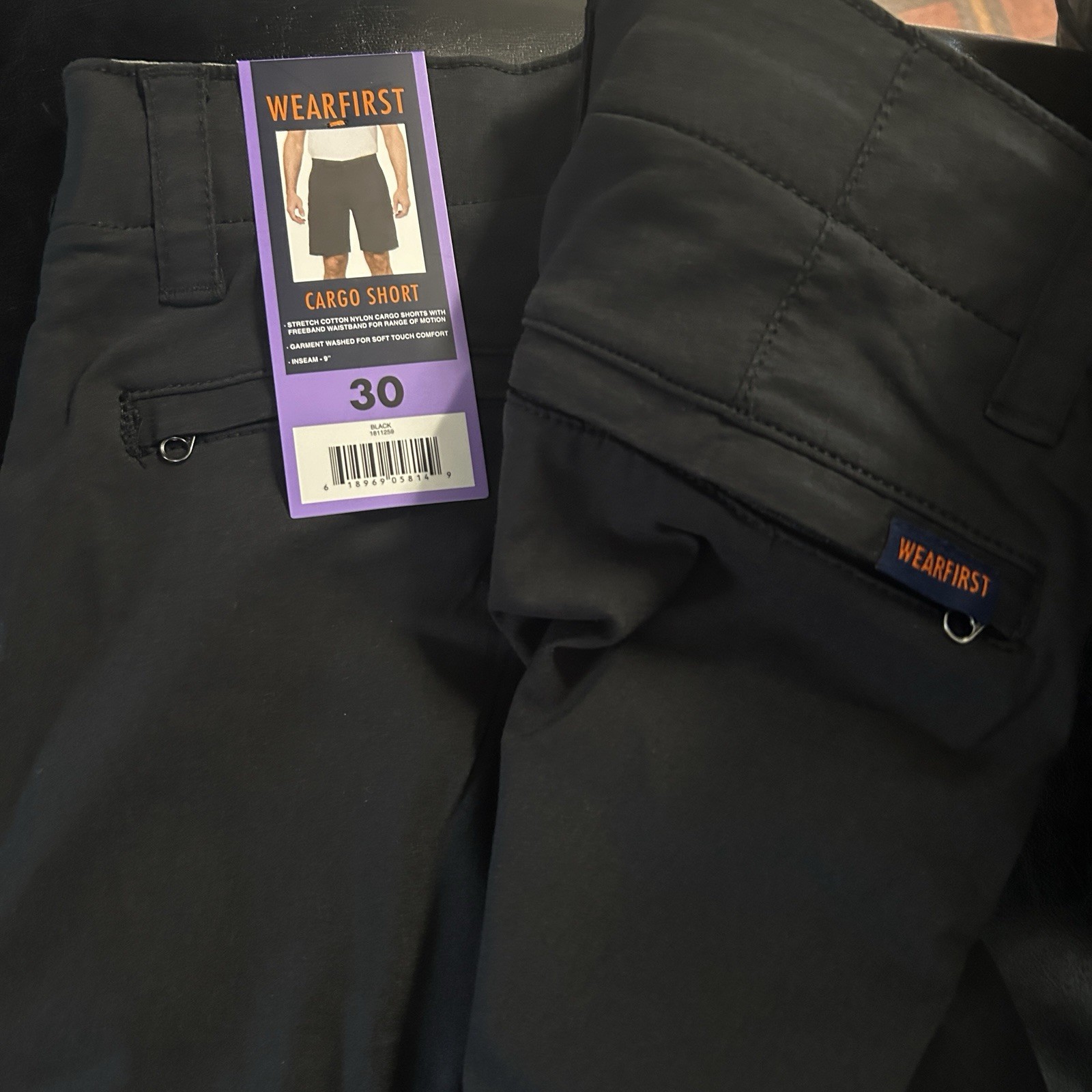 WearFirst Freeband Waist Cargo Shorts, Size 30, Black, 6 Pocket, Stretch Comfort