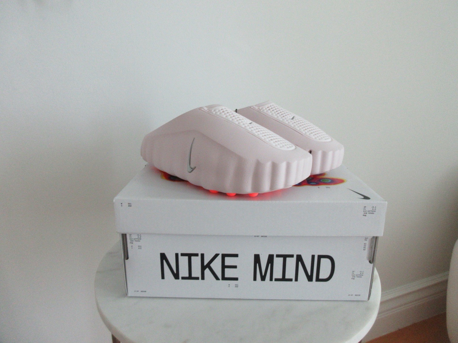 Nike MIND 001 Pearl Pink/Chrome – Women’s US Size 8 (Men’s US Size 6.5)