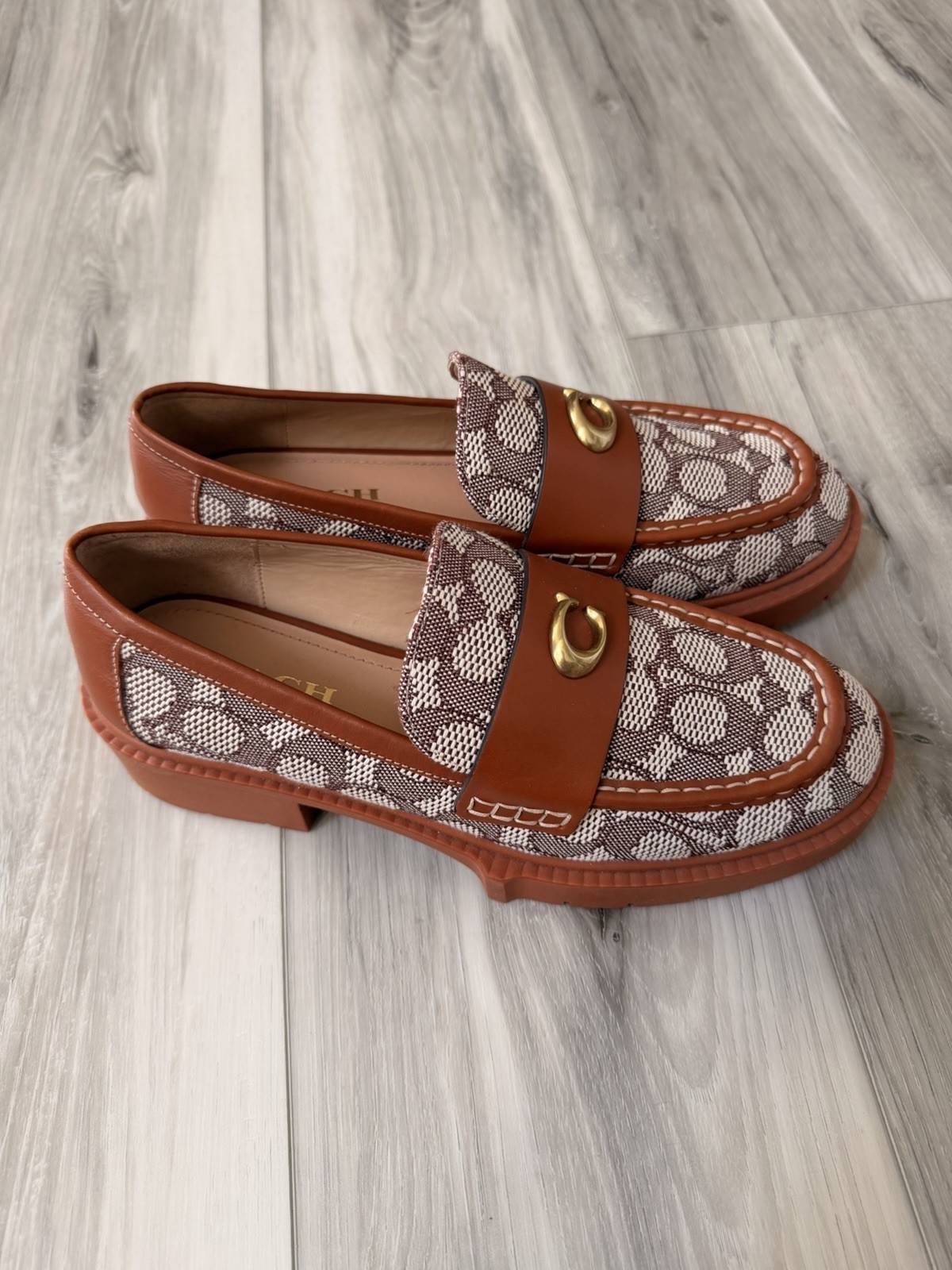 NEW!!! Coach Leah Signature Jacquard Lug Sole Loafers Cocoa Burnished Amber 9M
