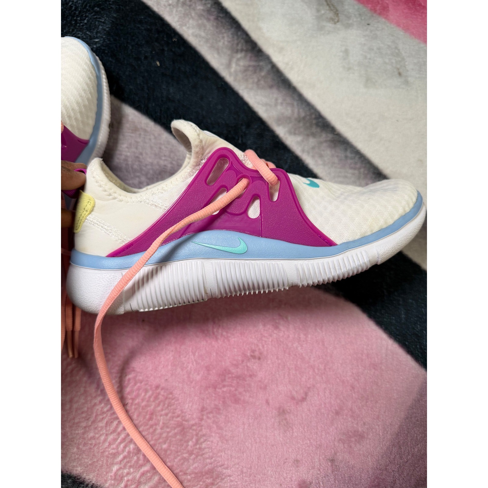 Nike Free Metcon 2 Womens Training Shoes Ivory Pink Teal AQ7481-101 Size 7.5