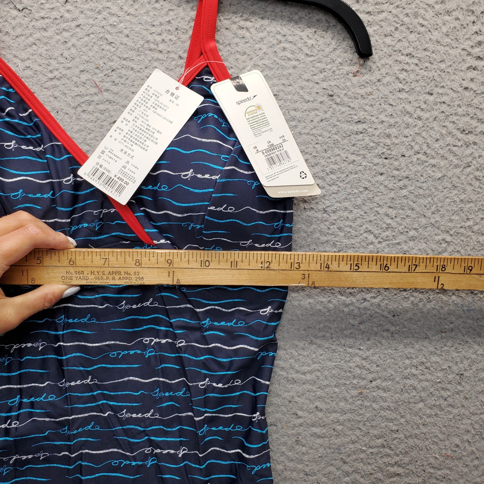 Speedo Swimsuit Womens 38 Multi Script Wave Patterned One Piece Tommy Control