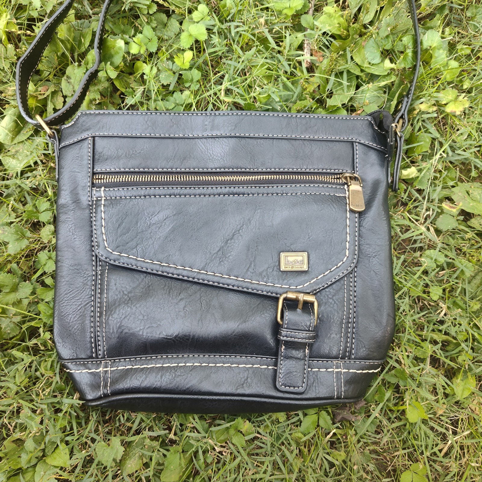 B.O.C. Black Crossbody Bag Zip/Snap Closure Buckle Accent Pockets