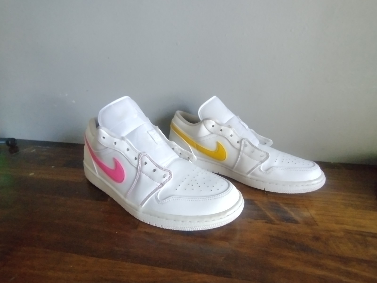 Size 10 – Air Jordan 1 Low White with Multi-Color Swoops 🔥 Clean