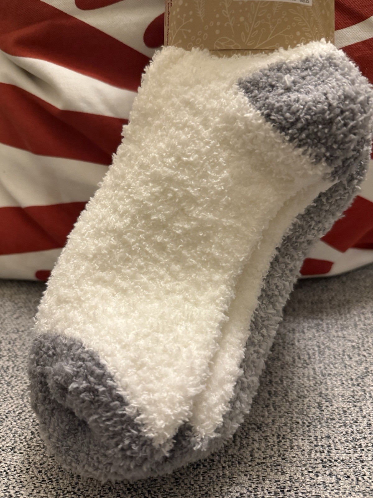 Muk Luks Super Cozy Boot Socks Super Soft Yarn White & Gray 3 Pair Size 6-10