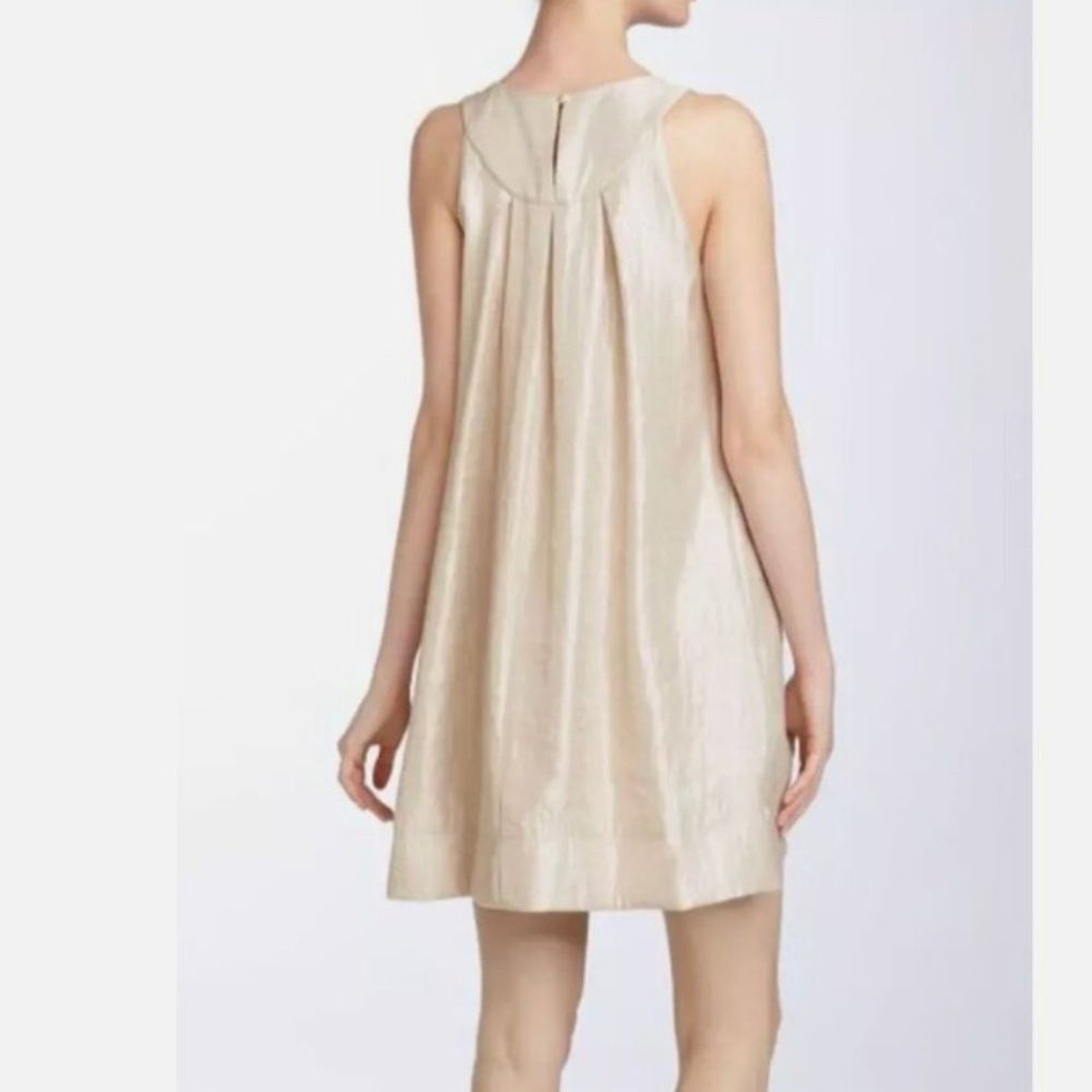 Alexia Admor Jewelled Neck Hammered Satin Trapeze Sleeveless Mini Dress Cream S