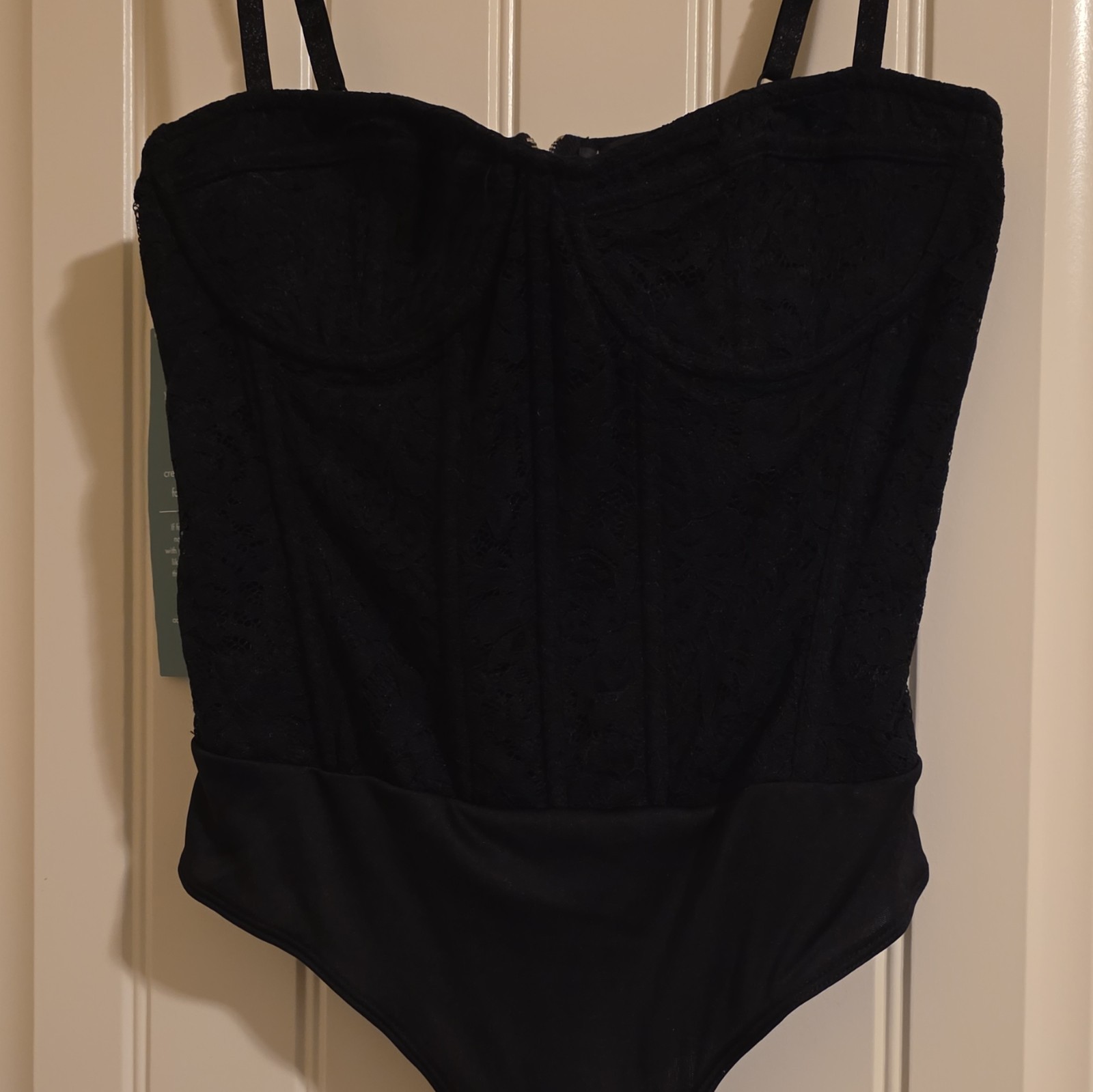 Johnny Wujek for JCPenney Black Zip Bodysuit Adjustable Strap Solid Size 7