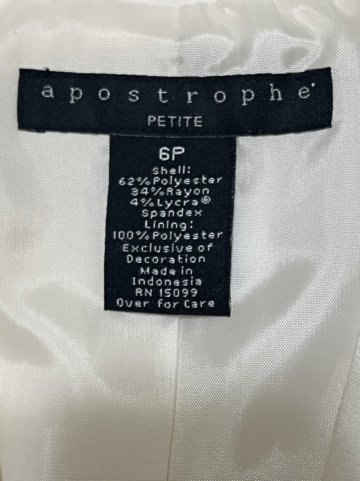 Apostrophe Women’s Blazer Jacket Ivory Crème 3 Button Closure Designed Cuff 6P