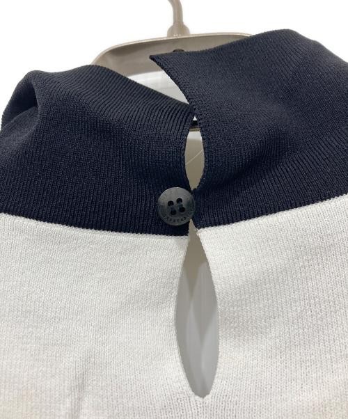 Blue Label Crestbridge Women’s 60% Rayon 40% Nylon Collar Pullover, White/Black,