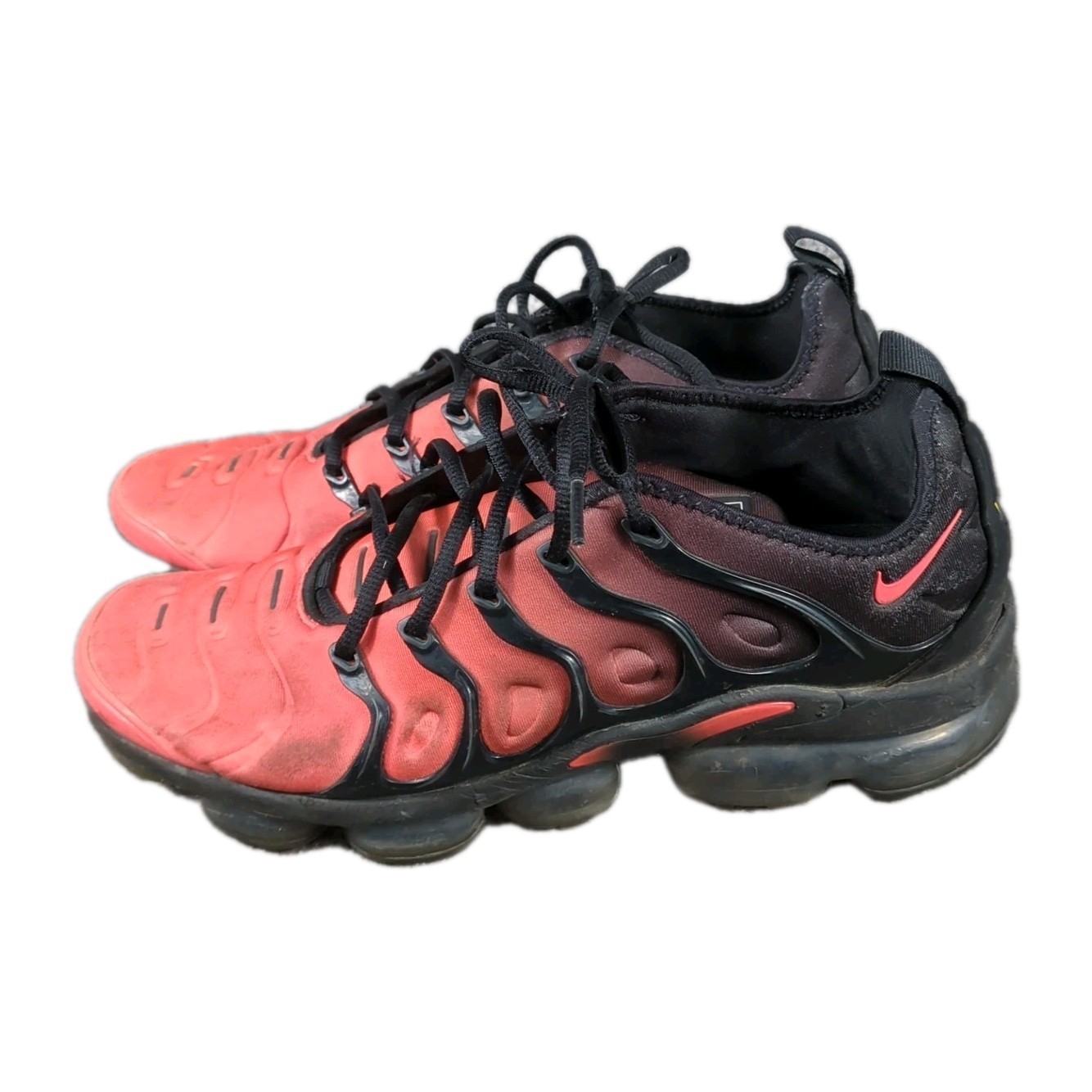 Nike Air Vapormax Plus Darth Maul Crimson Red Black Sneaker DZ4857-001 Size 10.5