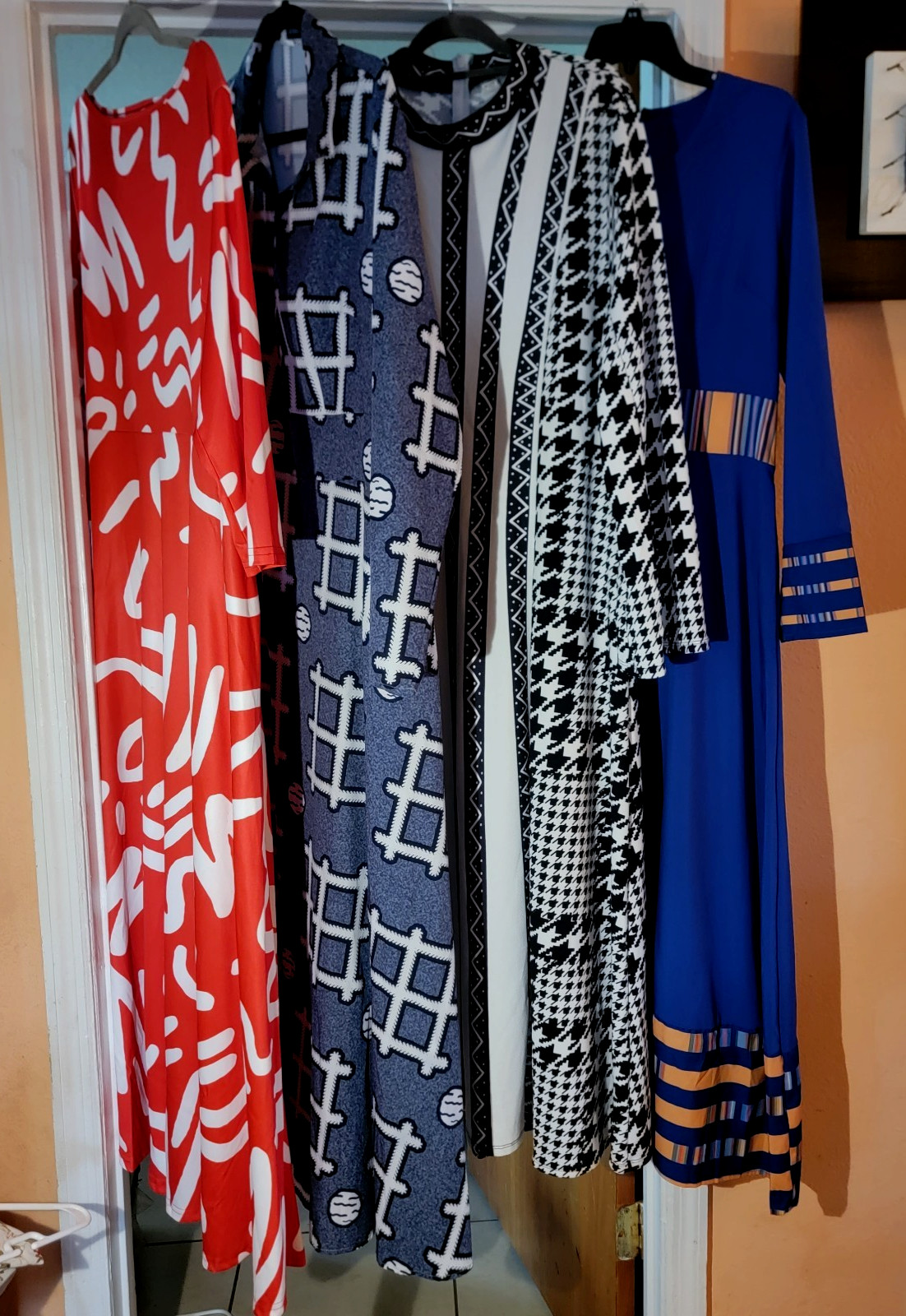 Women’s Lot Of Any Season Dresses. Sz XX-Large. Lot Of 4 Excellent ( AND CUTE!)