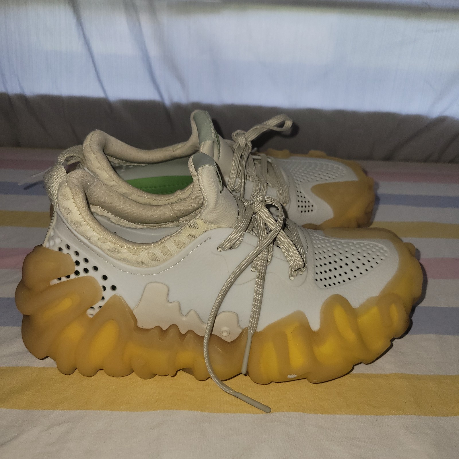 Size M4 / W6 Crocs Pollex Juniper x Salehe Bembury Tahini 100% authentic CLEAN