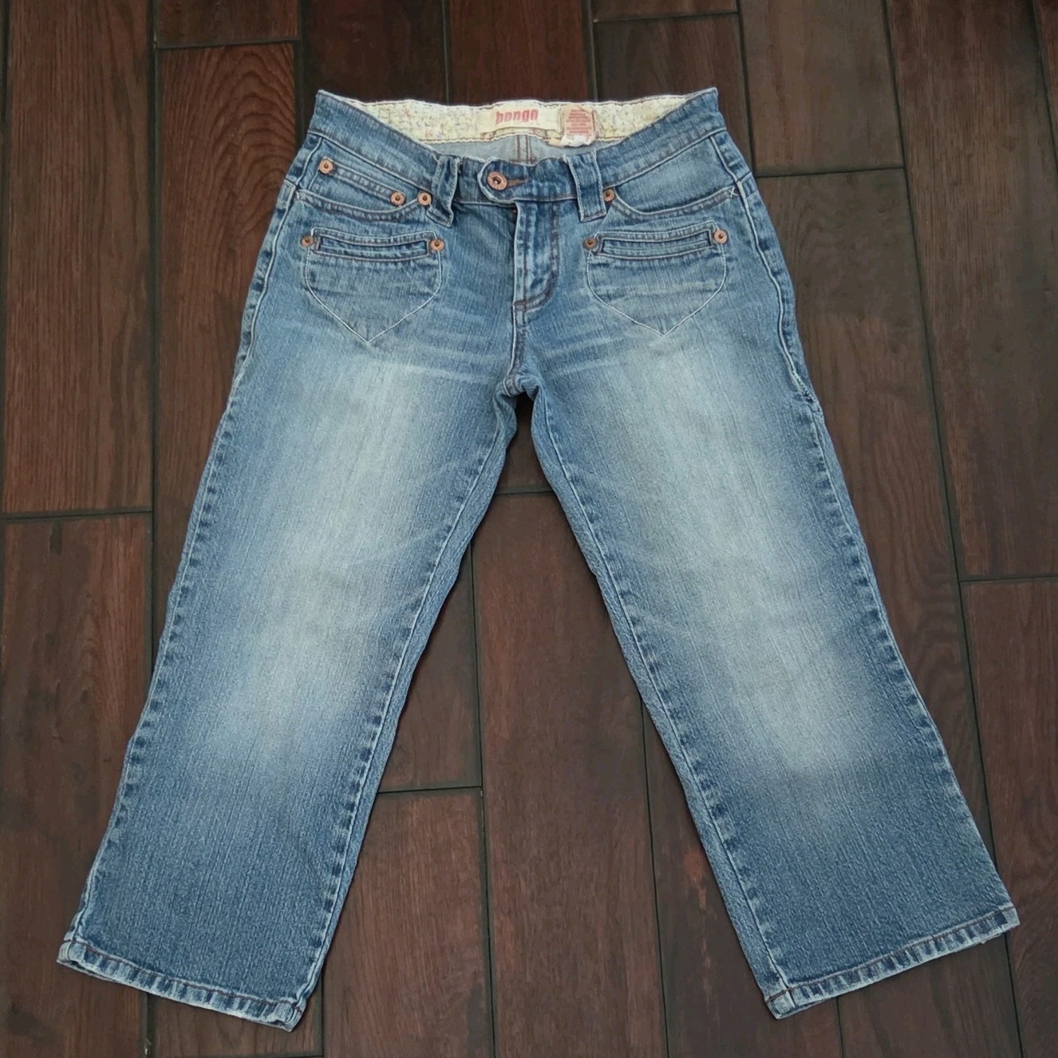 Bongo Womens Size 3 Capri Jeans Light Wash Embroidered Pocket Denim