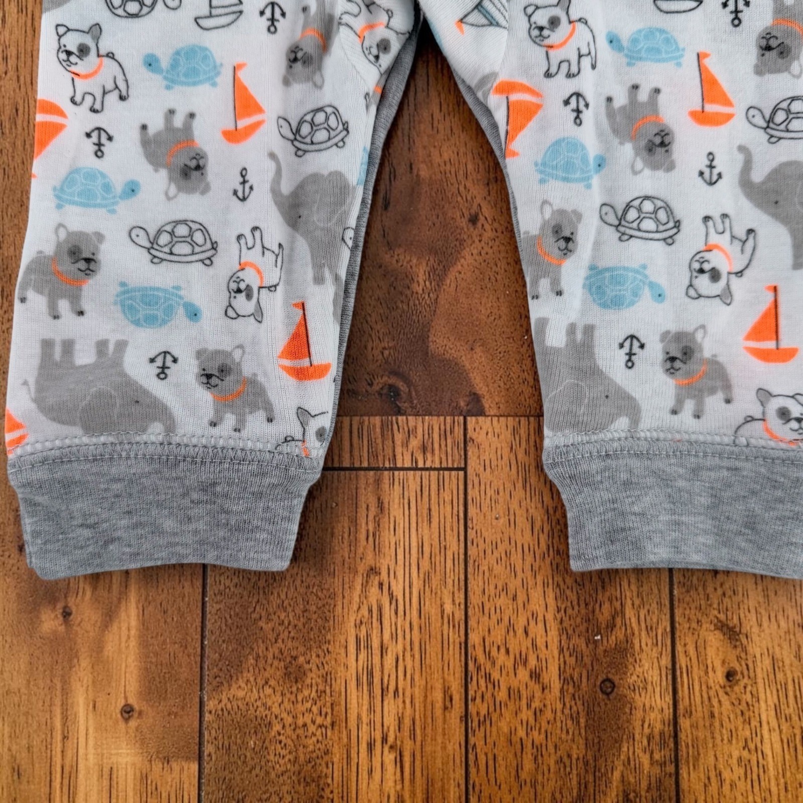 Carter’s Newborn 2-Pack Footless Snap Rompers Fold Over Mittens Animal Print