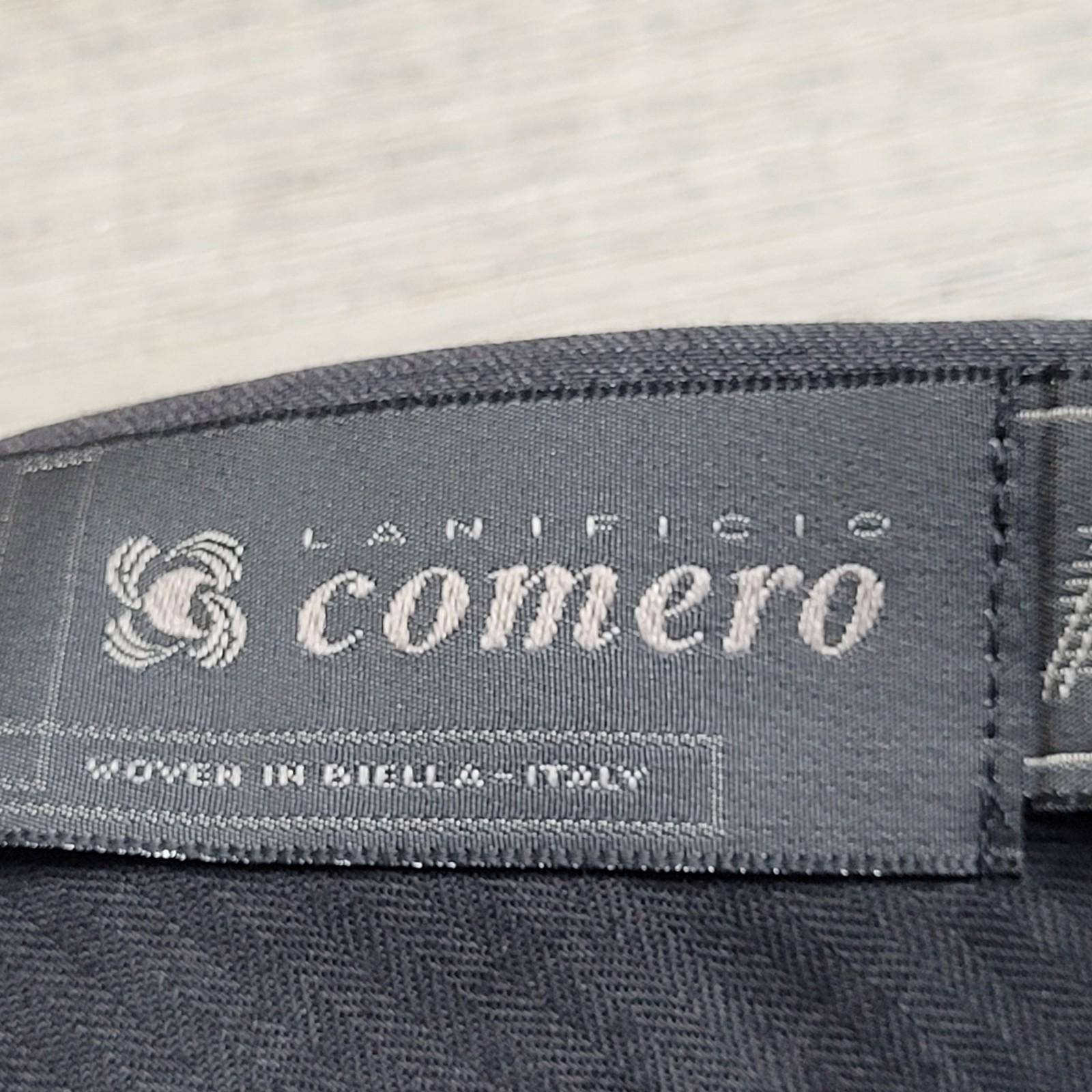 NWT Linea Natruale Pants Men 40 Gray 100% Wool Super 110’s Pleated Unhemmed