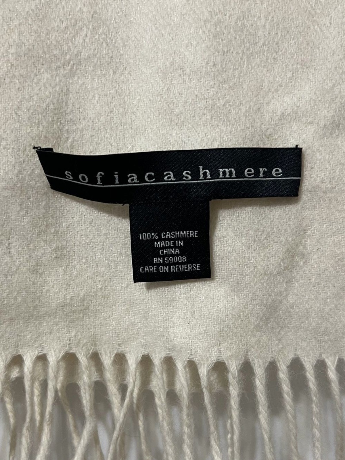 sofiacashmere Cashmere Elegante Wrap