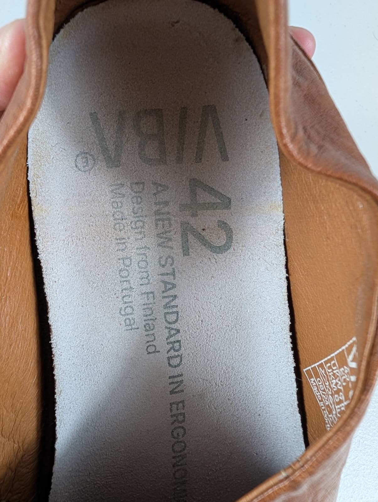 VIBAe Zuma brown leather shoes unisex W12 M9