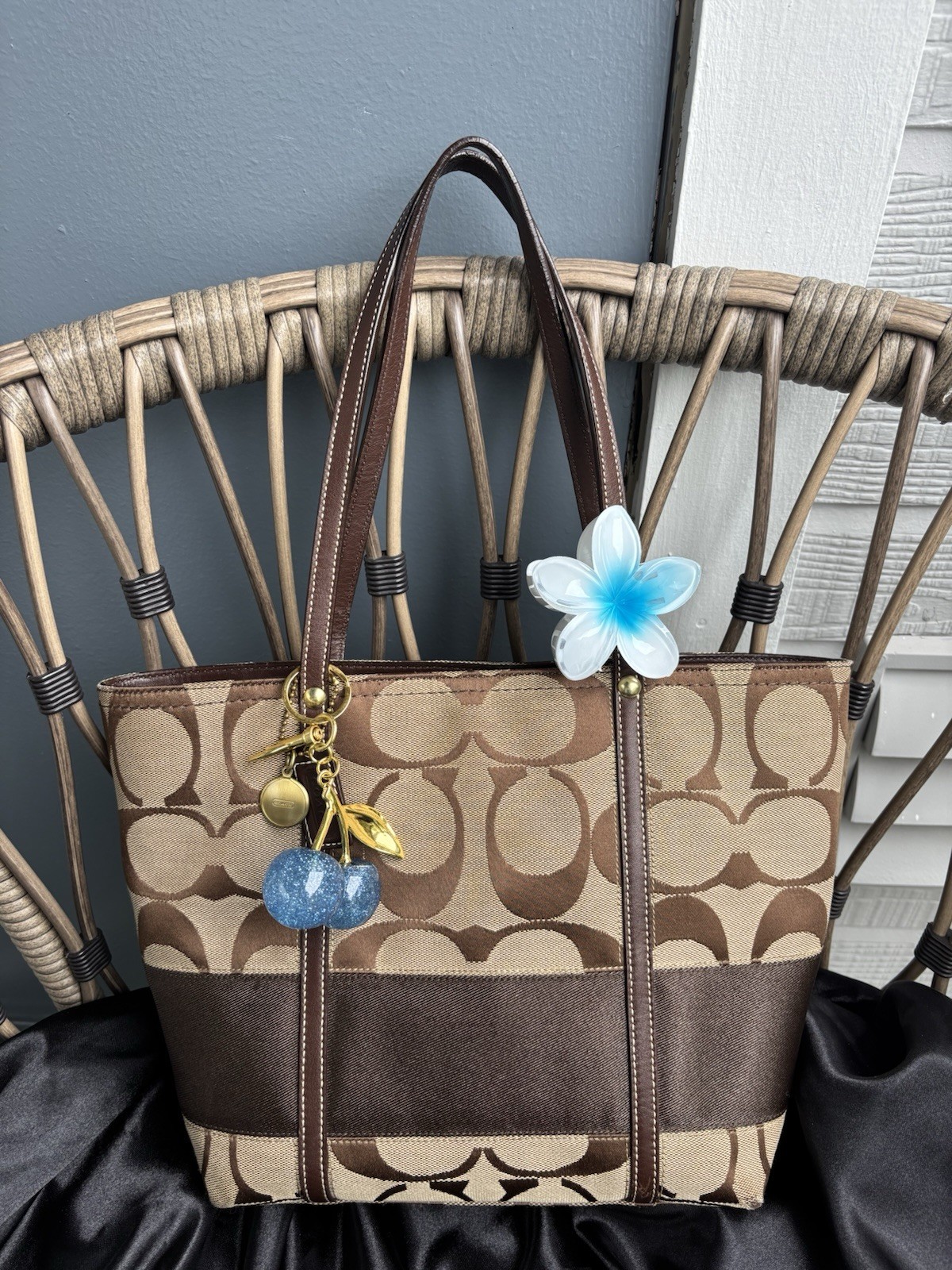 2007 Coach Signature Legacy Stripe Tote ( 65th anniversary edition )