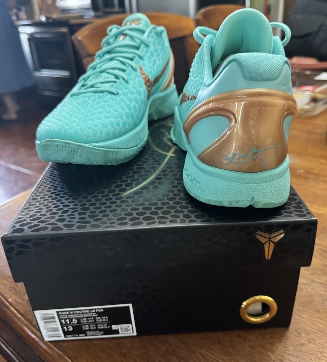 Kobe 6 Protro Jalen Brunson Statue of Liberty Size 11.5 M
