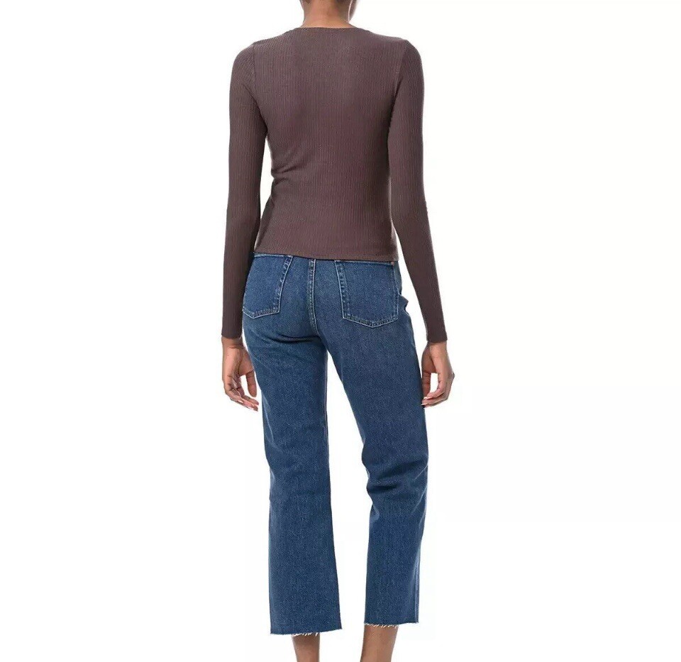 Splendid Womens Rib Classic Long Sleeve Crew Neck Tee, Size Medium, Color Brown.