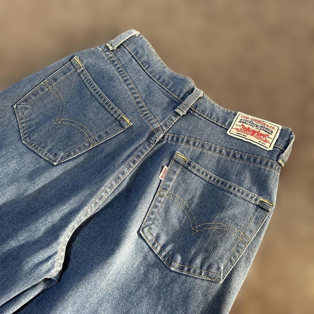Levi’s Original Levi’s Straight Denim JW573