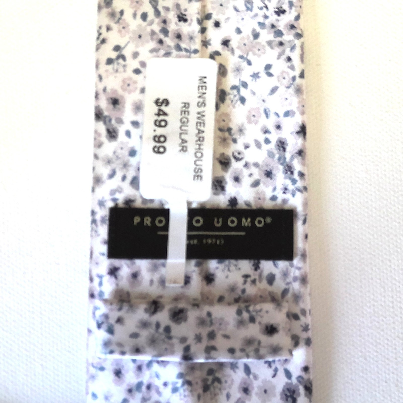 NWT Pronto Uomo Men’s 100% Silk Neck Tie Classic White Black & Gray Floral Print