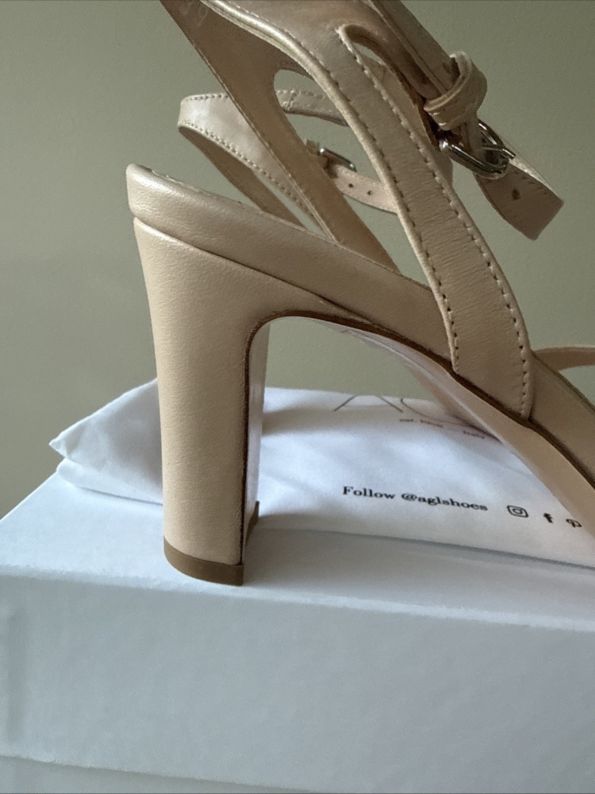 AGL Bernadette In Ghibli Size 39 US 8.5 Leather Sandals Heels NIB Dustbag