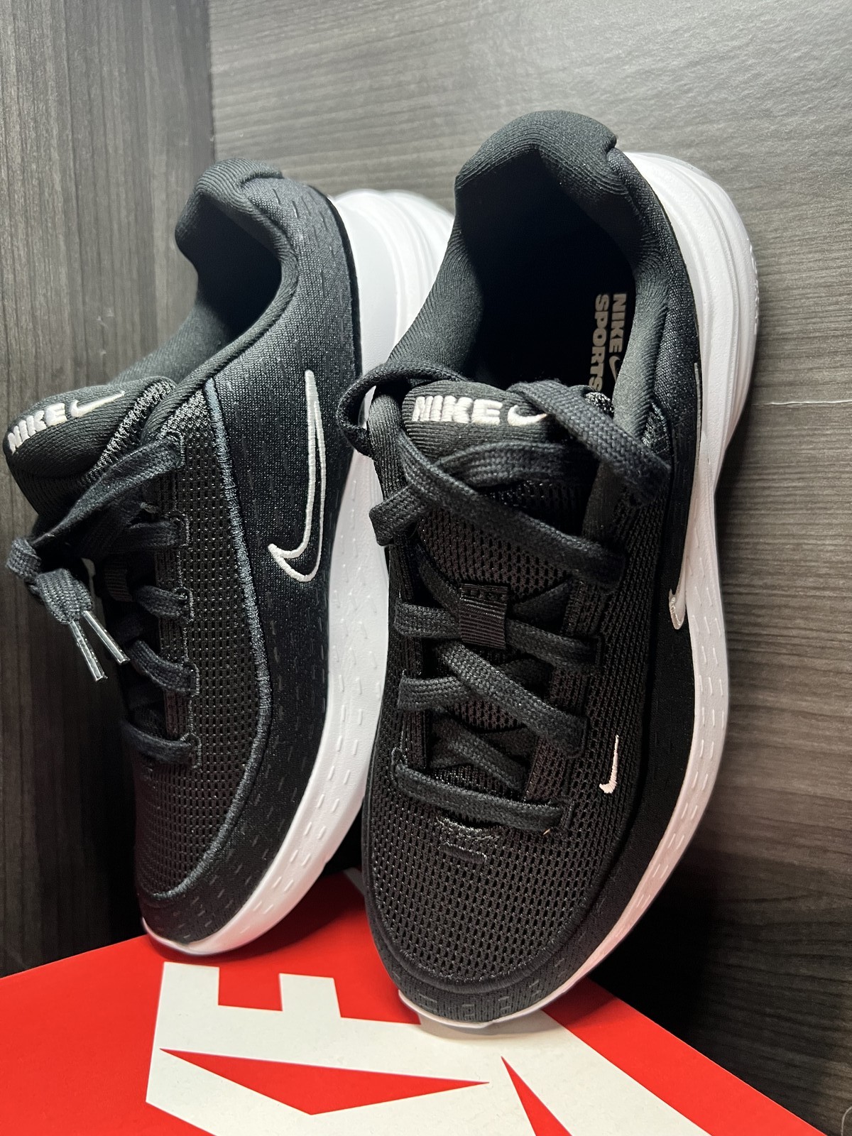 Size 7W/5.5M Nike Uplift SC Black Wolf Grey White IB2766-003 New