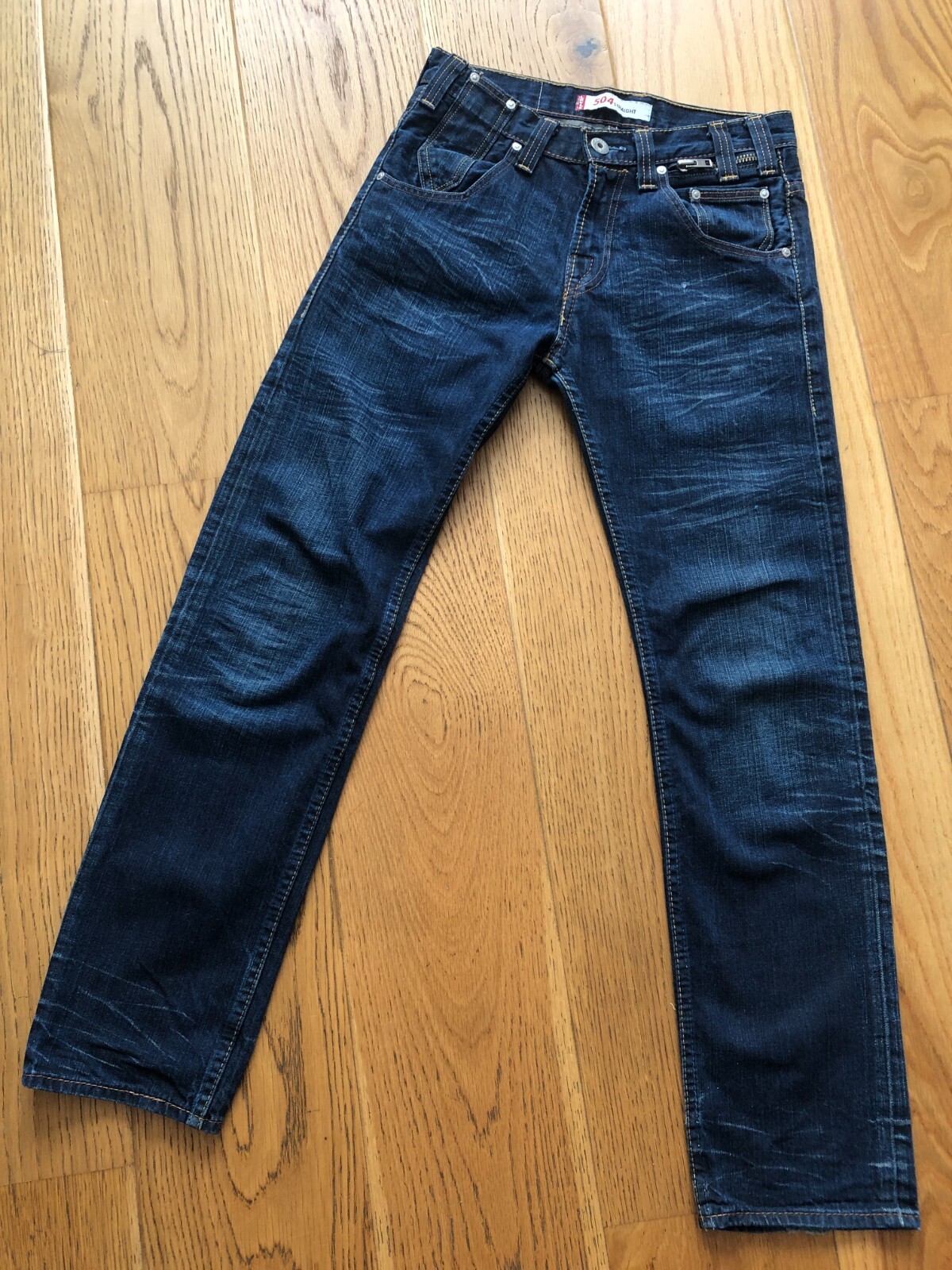 LEVI’S STRAUSS & CO MEN’S DARK BLUE 504 STRAIGHT JEAN W29 L32 (31)