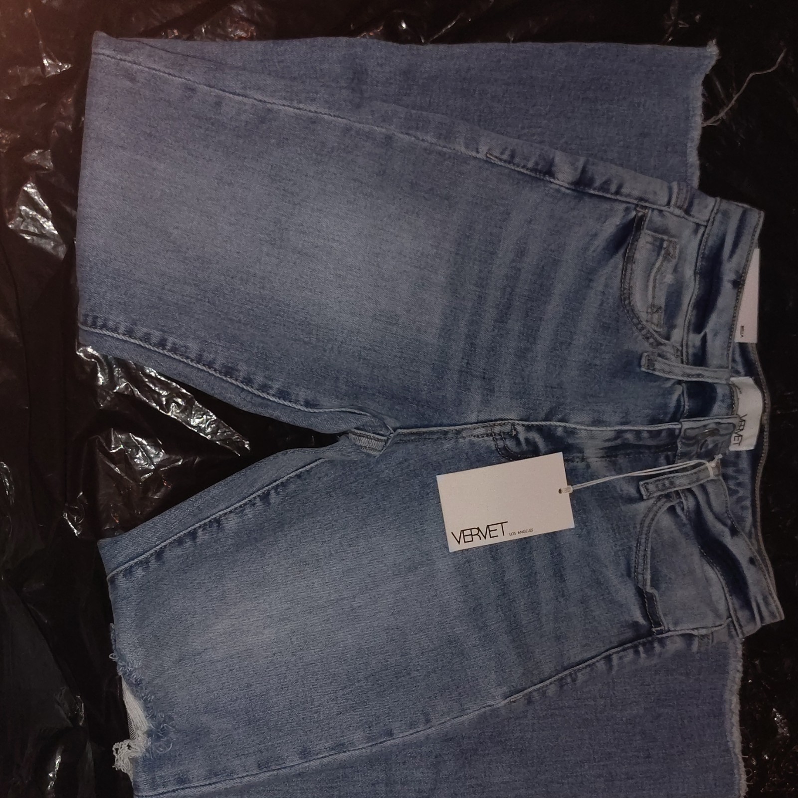 Vervet Women’s Distressed Jeans Light Wash Blue Denim 5-Pocket Button Zip