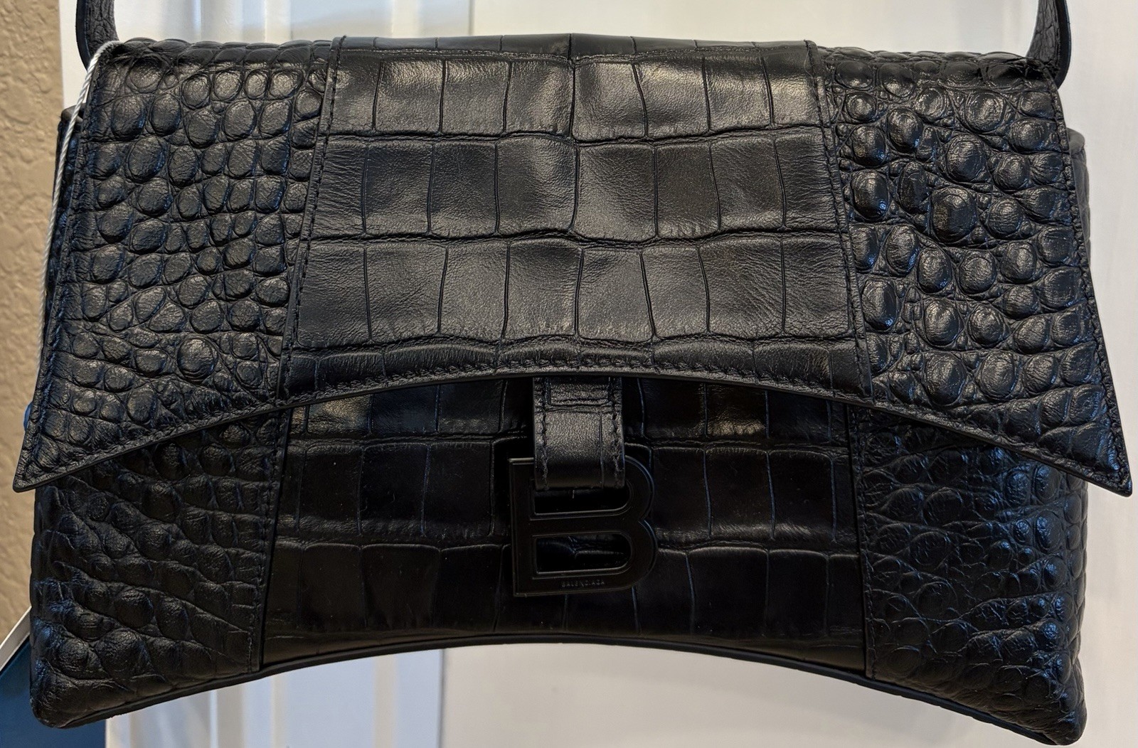 Pre Owned Black Croc Embossed Leather Balenciaga Shoulder Crossbody Handbag VGUC