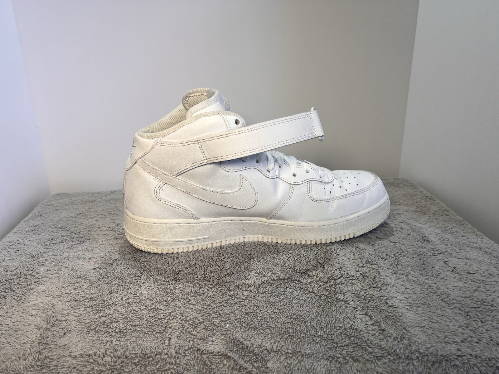 Nike Air Force 1 High 07 Triple White Mens Size 11.5 Leather Strap Sneakers