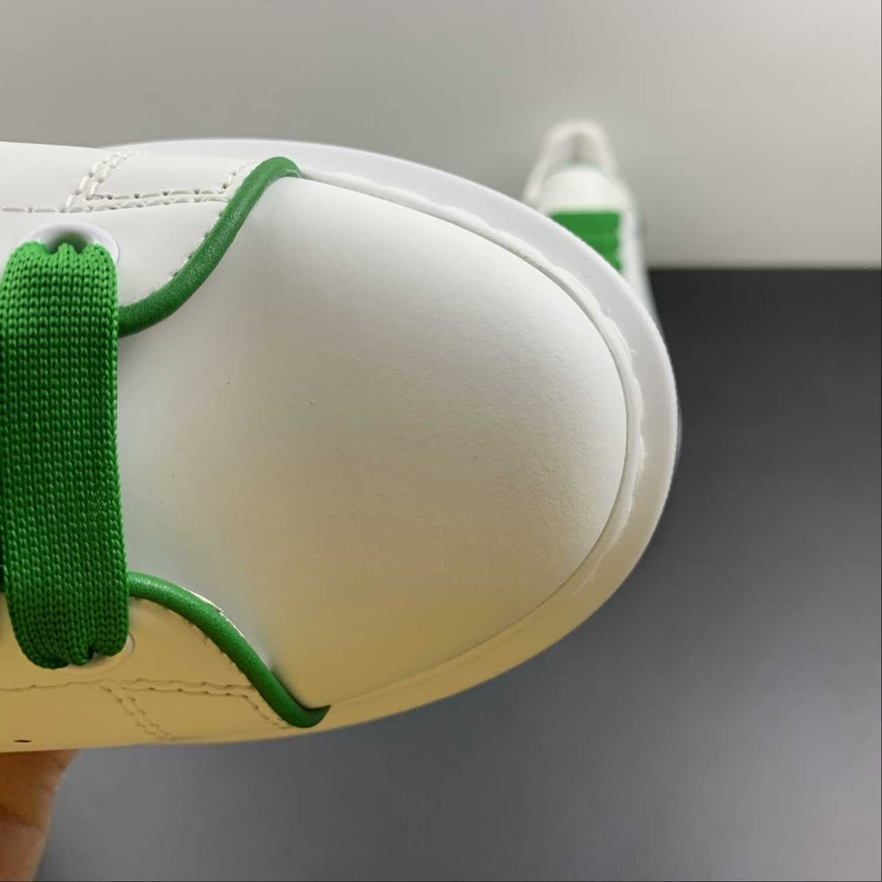 Alexander McQueen Oversized Sneaker White Green Piping & Wide Laces Unisex Leath