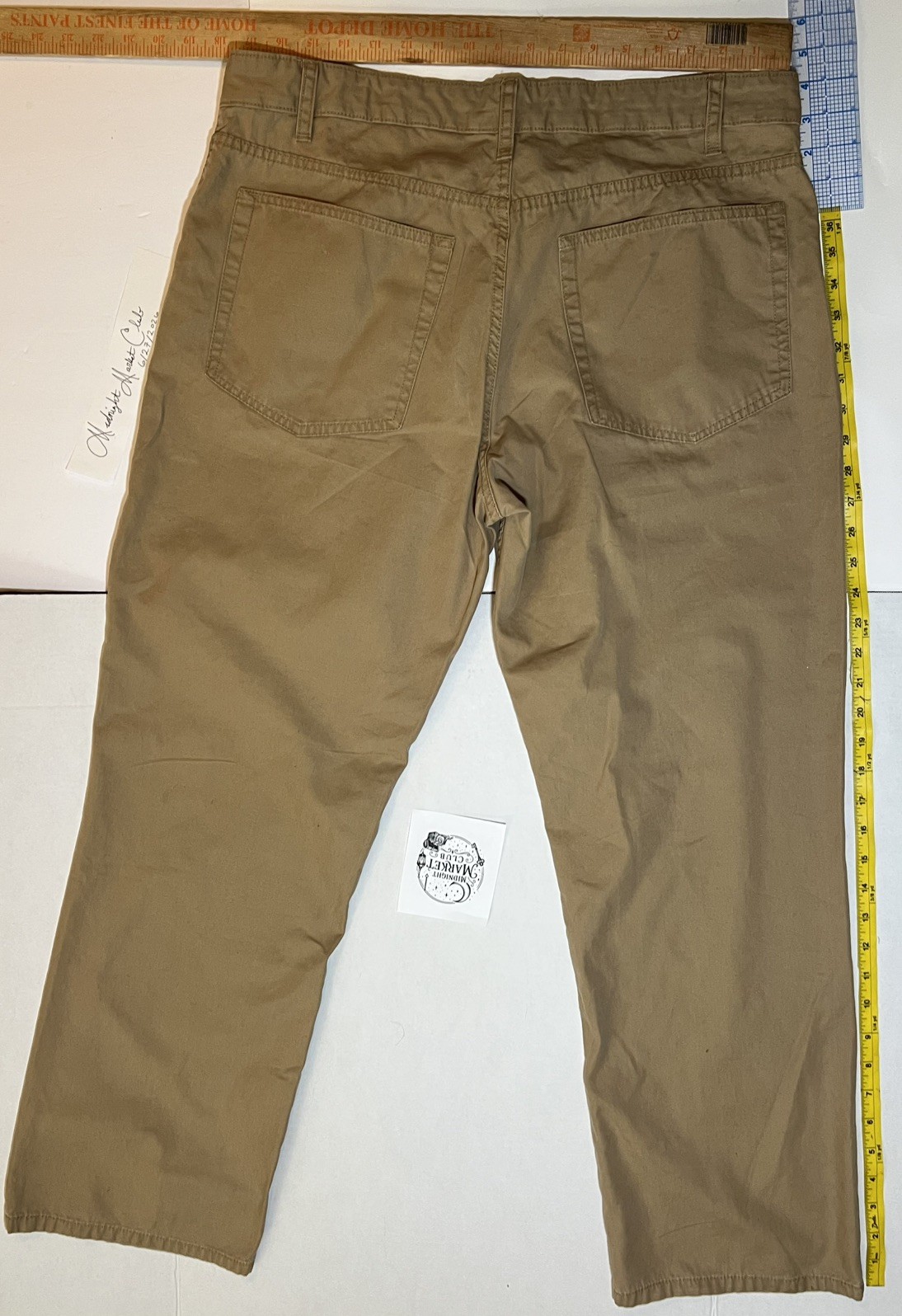 Daniel Cremieux Classics Men’s Brown Chino Pants Size 36×30. Excellent Condition