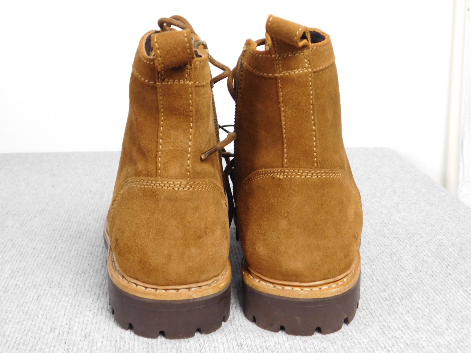 NEW Frye & Co Russell Lace-Up Suede Boots Side Zipper Tan Men’s Size 8.5 to 10.5