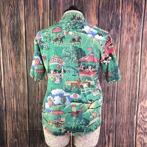 Rare Vintage Woman’s Summer Country Fair Button Down Shirt M Summer Carnival