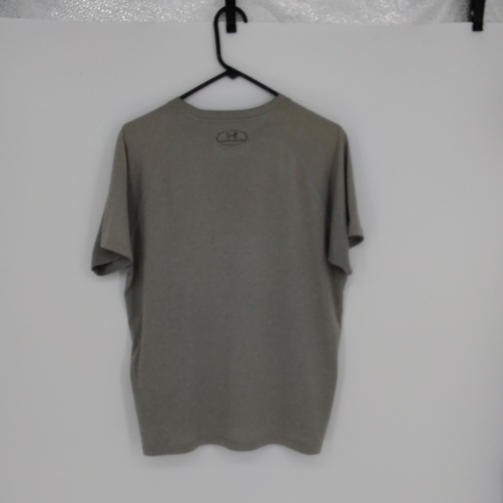 Under Armour Men’s M/L Gray Cotton Crew Neck Short Sleeve Logo T-Shirt