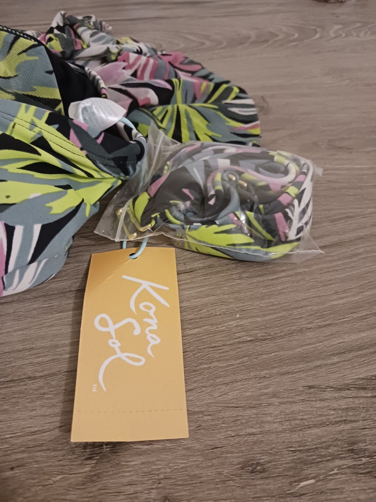 Kona Sol Tankini Top Multicolor Palm Leaf Women’s 3X ( 24-26 ) NWT