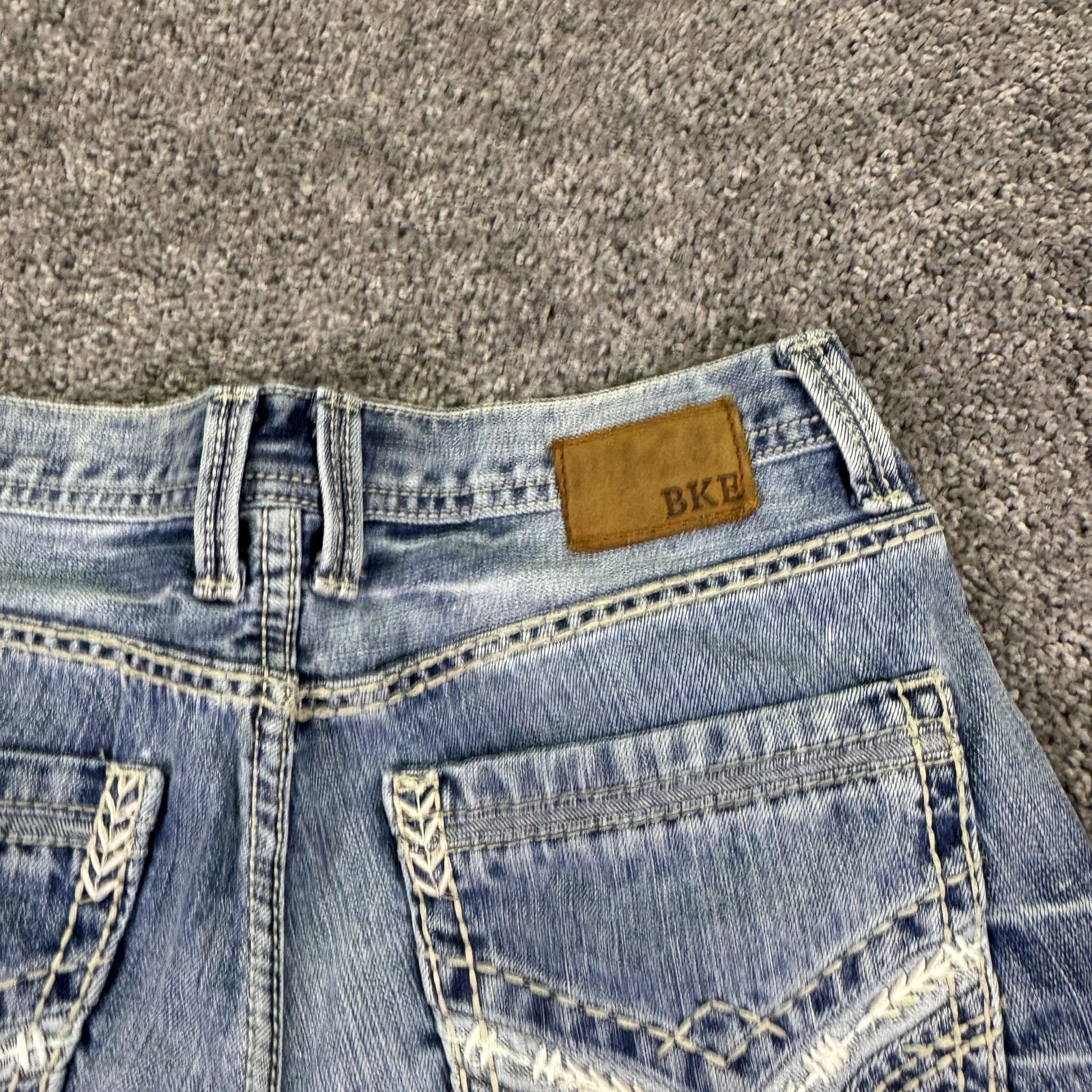 BKE Jeans Mens 32×31 Blue Aiden Relaxed Fit Bootcut Medium Wash Denim Work