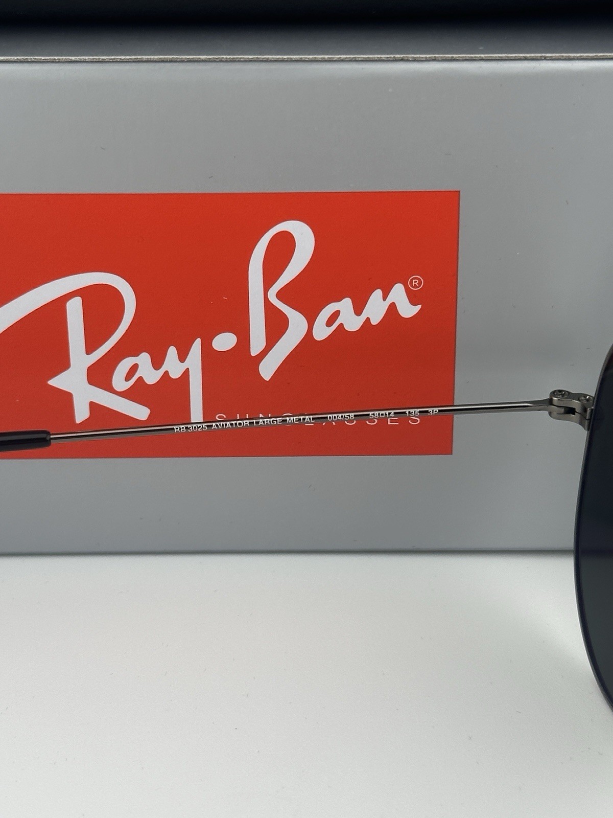 Ray-Ban Metal Aviator Gunmetal G-15 Green Polarized Sunglasses RB3025 004/58mm