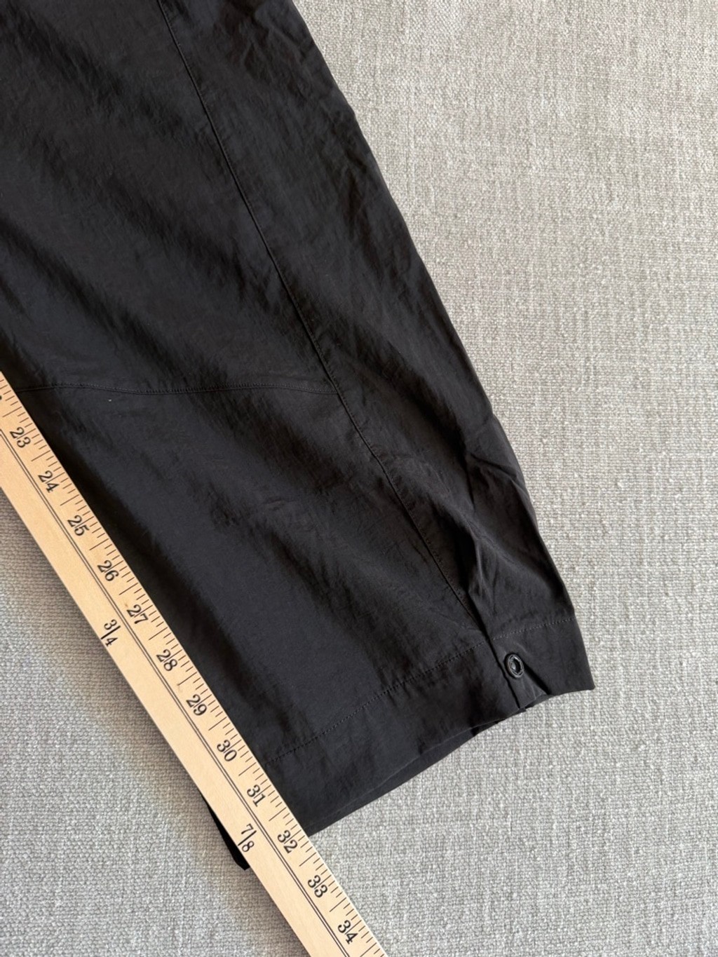 Victoria’s Secret VSX Power Lightweight Womens Black Parachute wind pants large