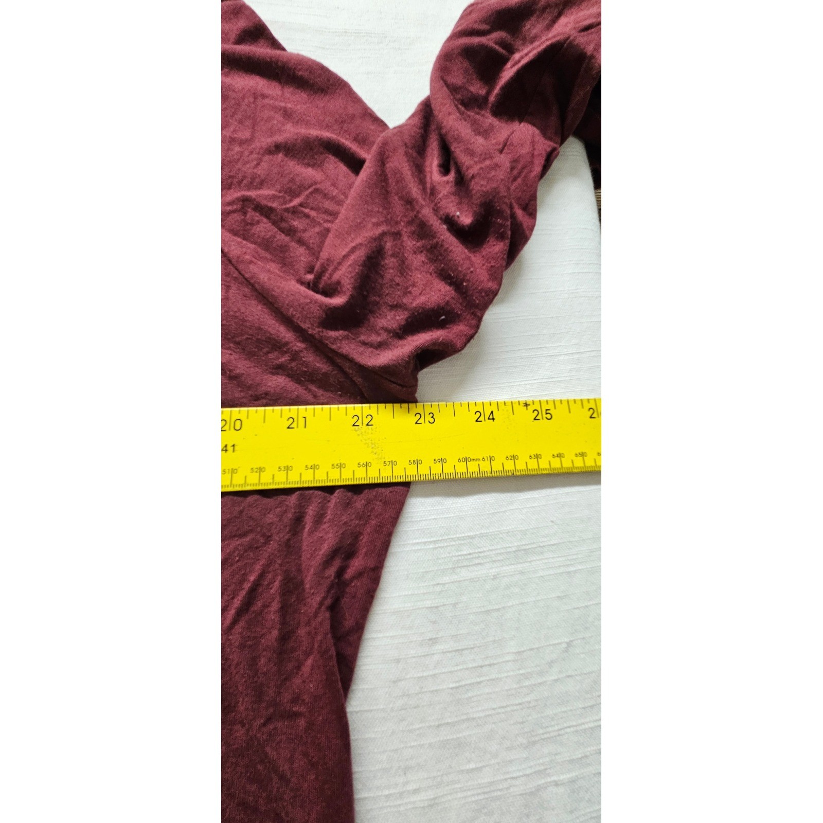 Burgundy Long Sleeve Center Seam Knit Top Scoop Neck Relaxed Fit Wine Red