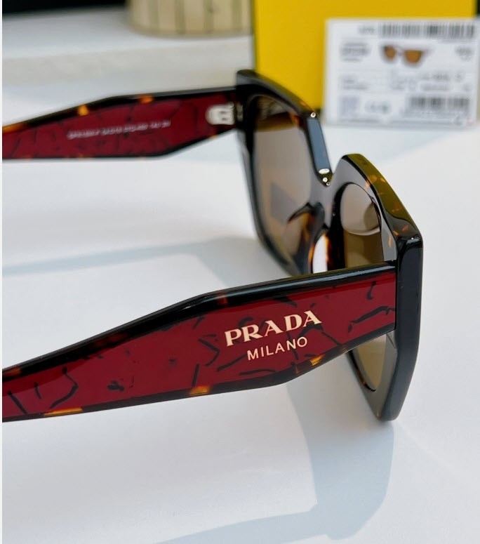 Prada PR 15WS Oversized Square Sunglasses Red Tortoiseshell UV400 w/Box