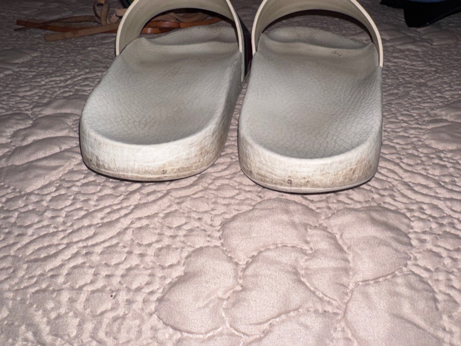 Gucci Men’s Web Rubber Slide Sandals White w/Red/Green Stripe