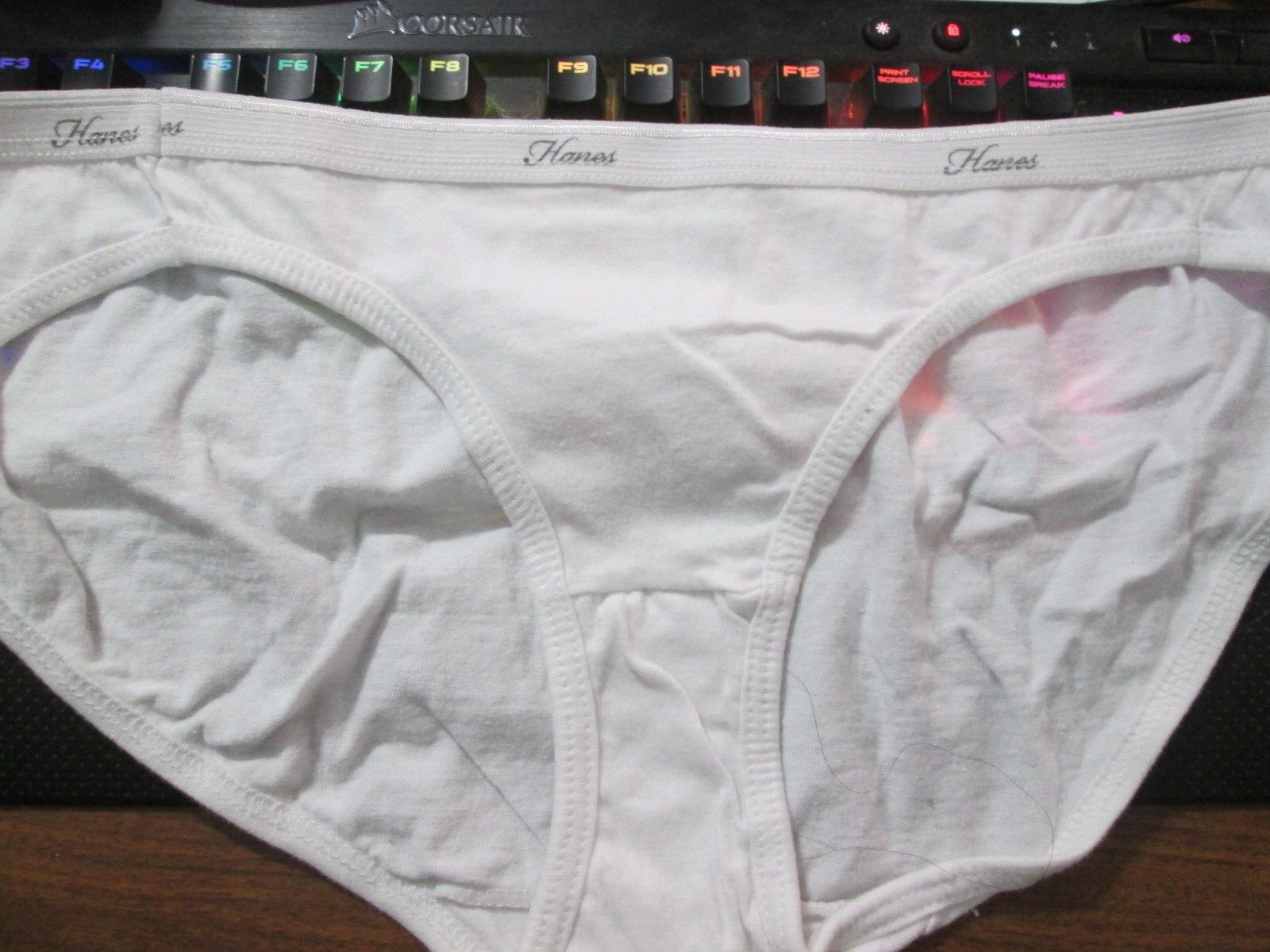 New Hanes Bikinis💕 Size 6 White + Gray Heather 75% & 100% Cotton